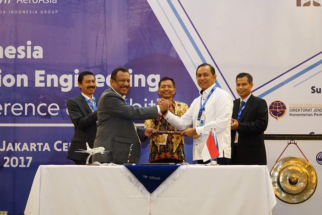 gmf-aeroasia-gelar-indonesia-aviation-engineering-conference-exhibition-2017