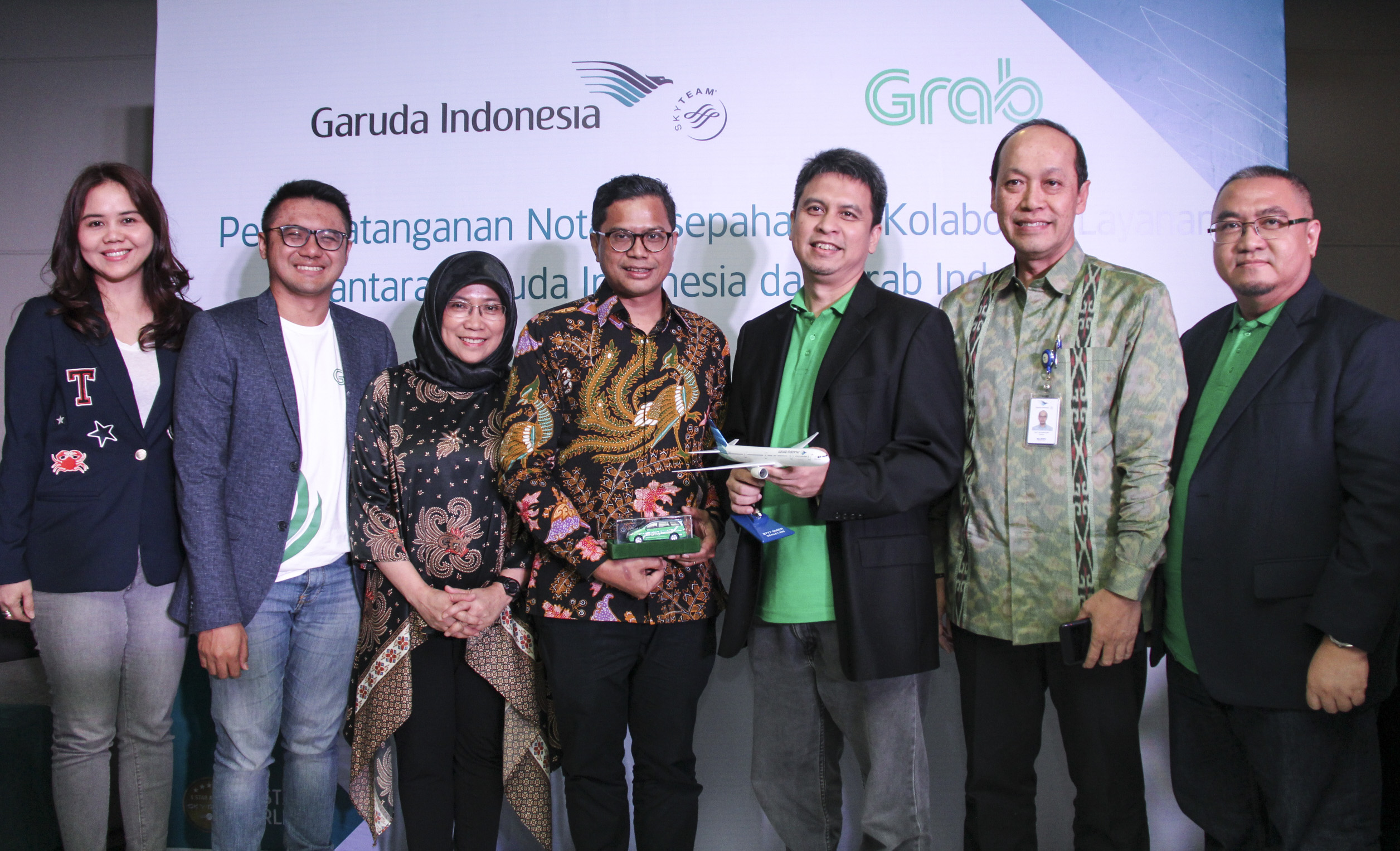 garuda-indonesia-dan-grab-jalin-kolaborasi-guna-berikan-nilai-tambah-kepada-pelanggan