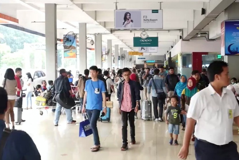 Puncak Mudik Natal, 12.993 Orang Berangkat dari Bandara Halim